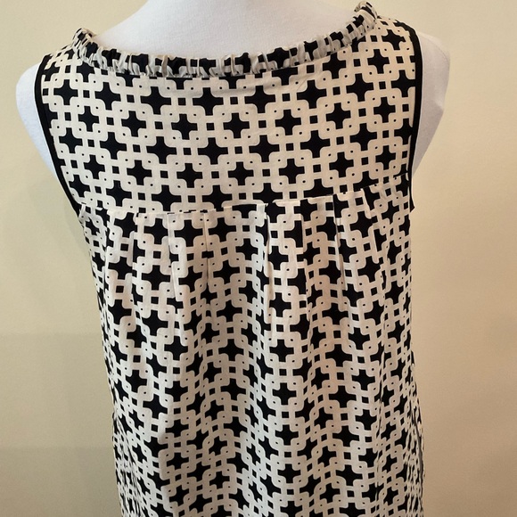 Women’s Cindy Lee dress - Picture 3 of 9